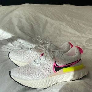 Nike Running Shoes - Brand New, Never Worn! Size US 5